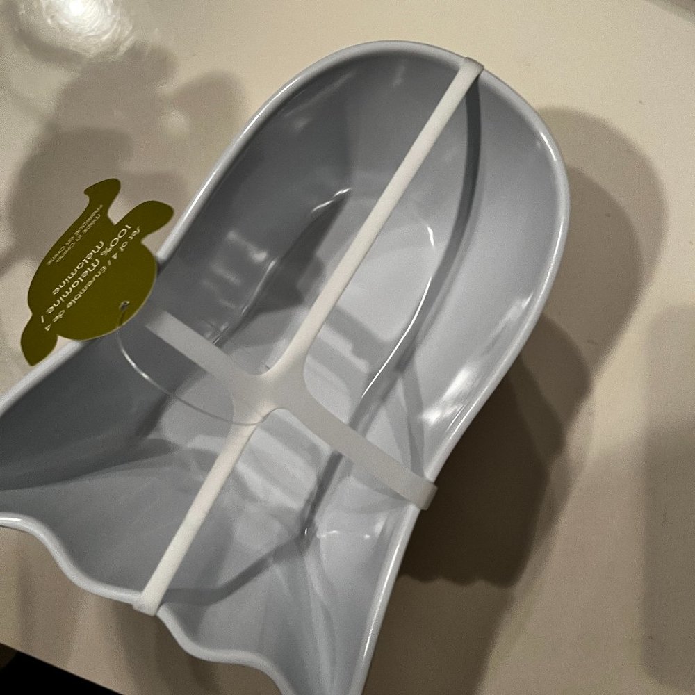 Salad Bowls / Cereal/ Snack Bowls  Set of 4 (Ghost Themed - Melamine) new / home
